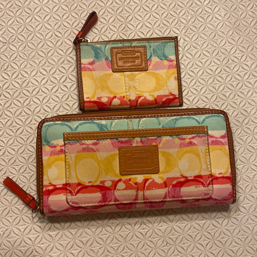 Coach Multi-Color Rainbow Coin Purse And Wallet Set‎ Hampton Watercolor